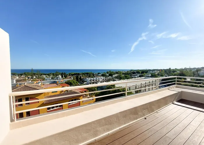 Atico Duplex-las Vistas De Laia マルベーリャ