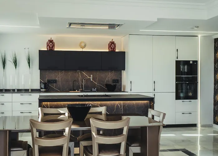 Atico Duplex-las Vistas De Laia Appartamento Marbella